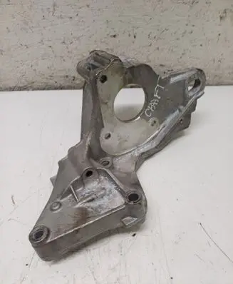 Volkswagen Crafter Generator/alternator bracket 04L145169C