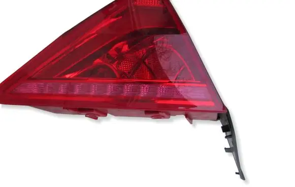 Audi A7 S7 4G Tailgate rear/tail lights 4G8945093