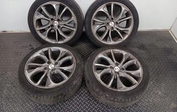 Citroen DS4 R18 alloy rim 9688904377