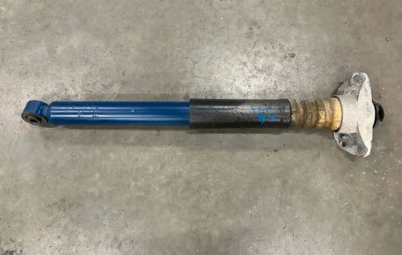 Skoda Octavia Mk2 (1Z) Rear shock absorber/damper 1267250024