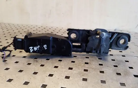 Tailgate/trunk/boot lift motor