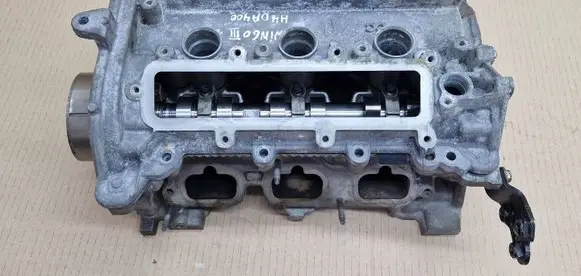 Renault Twingo III Engine head H4DA400