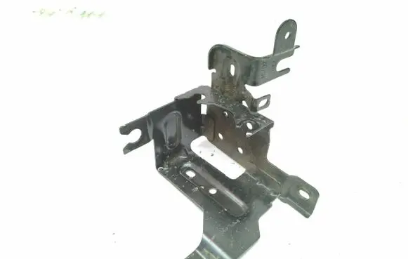 Opel Astra L ABS pump bracket 9818902280