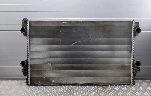 Porsche Panamera (970) Coolant radiator 97010613103
