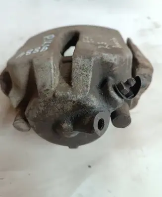 BMW 5 E39 Front brake caliper 9884