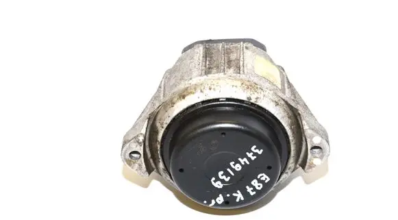 BMW 1 E81 E87 Engine mount bracket