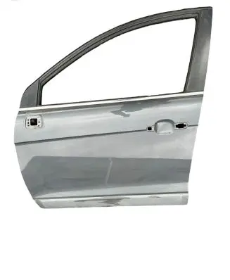 Chevrolet Captiva Front door