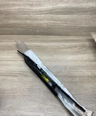 Toyota Land Cruiser (J100) Windshield/front glass wiper blade 8522260140