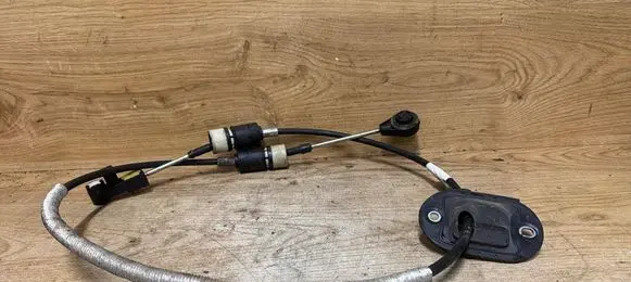 Volvo XC60 Gear shift cable linkage 31256941