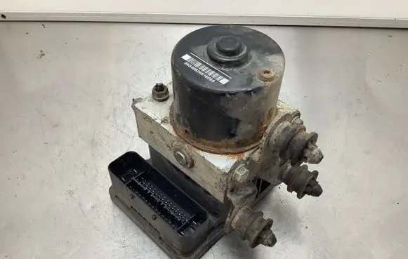 Audi A3 S3 8P ABS Pump 1K0907379AC 00005305H0 10096003593