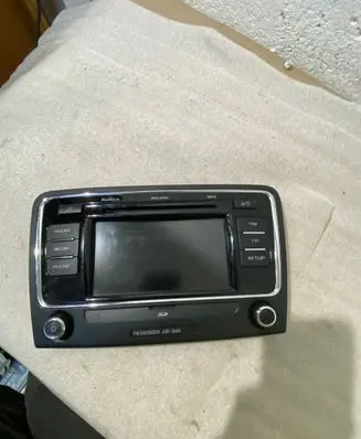 Skoda Superb B9 Radio/CD/DVD/GPS head unit 28245749A 3C0919234A