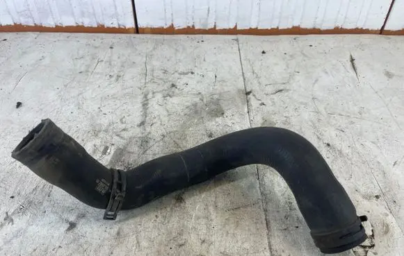 Opel Insignia B Engine coolant pipe/hose 39087125