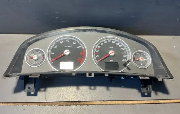 Opel Vectra C Speedometer (instrument cluster) 13129806EB