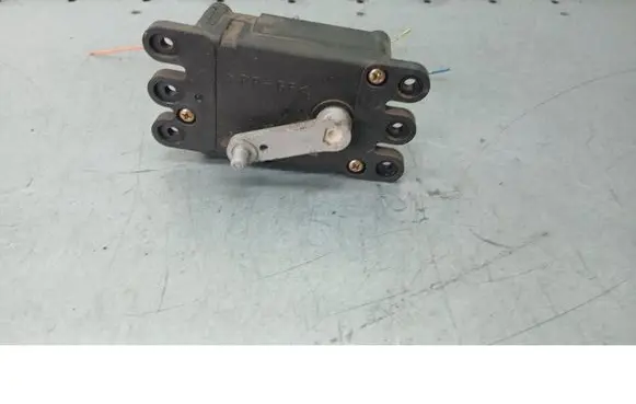 Mazda Premacy Coolant heater control valve 