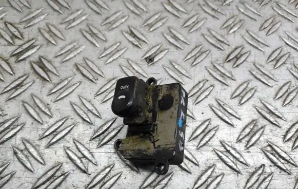 Hyundai i30 Electric window control switch 935752L901