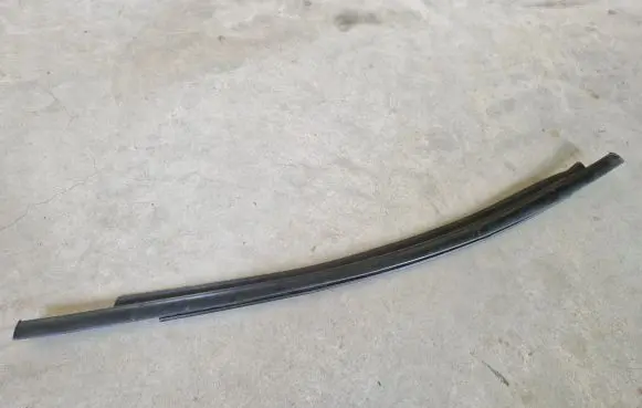 Fiat Fullback Rubber seal rear door window/glass 