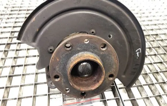 Dacia Duster II Front wheel hub spindle knuckle 