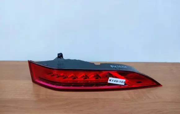 Jaguar F-Pace Rear/tail lights HK8313404