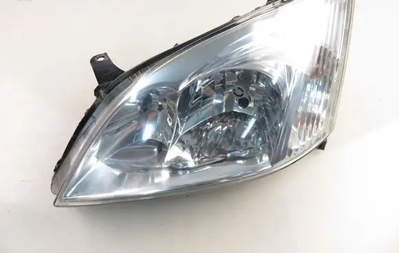 Toyota Corolla E120 E130 Headlight/headlamp 20A242B