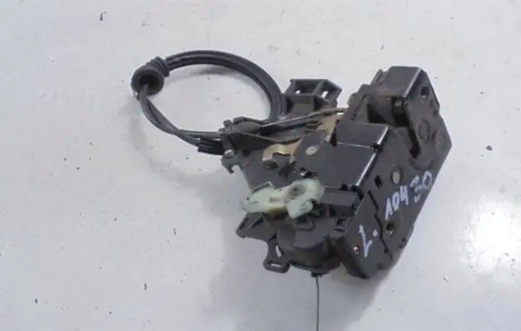 Skoda Fabia Mk1 (6Y) Front door lock