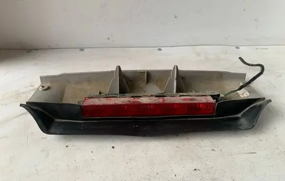 Ford Mondeo Mk III Third/center stoplight