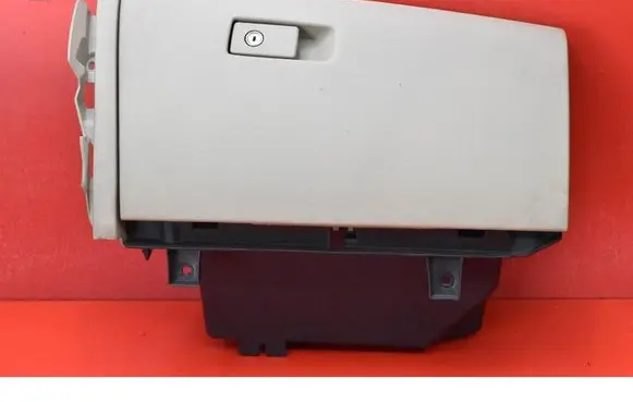 Volvo XC60 Glove box 30755651