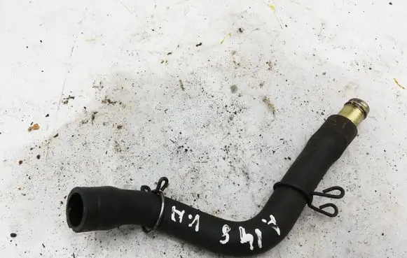 Toyota Avensis Verso Engine coolant pipe/hose NOCODE