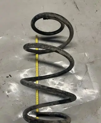 Chrysler Grand Voyager IV Front coil spring 05006760AA