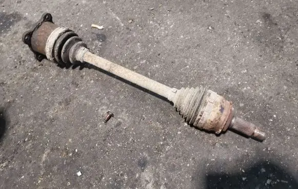 Suzuki Grand Vitara II Rear driveshaft