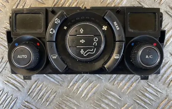 Peugeot 5008 Climate control unit 96839635XT 400017007