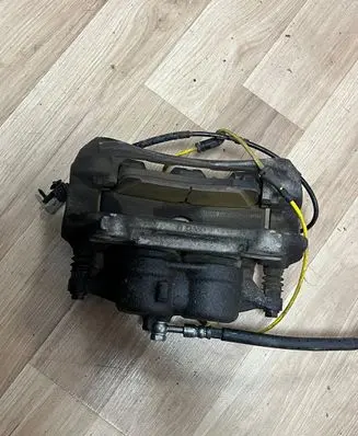 Land Rover Discovery Sport Front brake caliper
