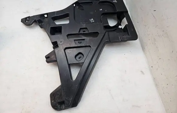 Peugeot 508 II Rear bumper mounting bracket 9818877280