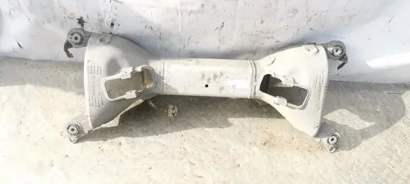 Peugeot 407 Rear subframe 9640718610