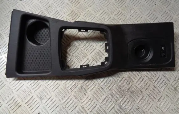 Dacia Duster II Gear shifter surround trim plastic 969124296R
