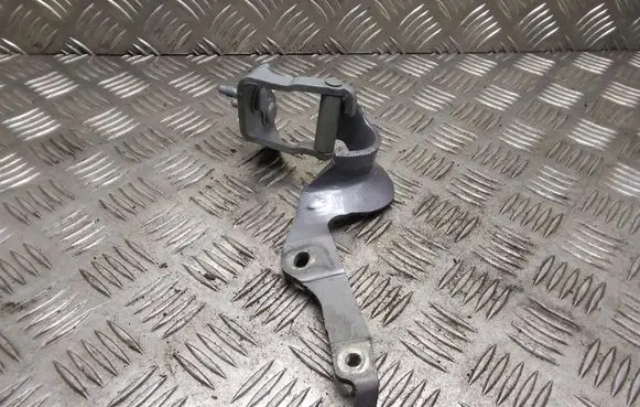 Audi A3 S3 8P Tailgate/trunk/boot hinge 8P3827299