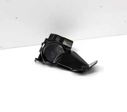 Volkswagen Jetta VII other engine part 5QM614321A