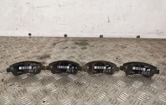 Opel Crossland X Brake pads (front) 98055080