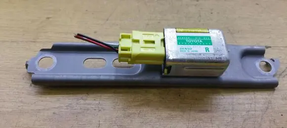 Lexus RX 300 Airbag deployment crash/impact sensor 8986048020