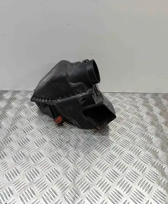 BMW 7 G11 G12 Air filter box 8620945