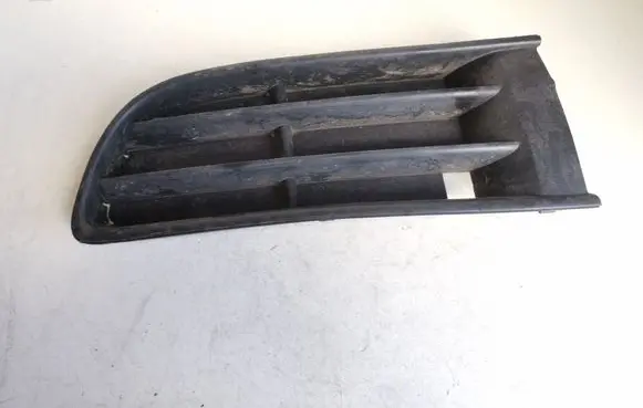 Volkswagen Polo Front bumper lower grill 6Q0853665