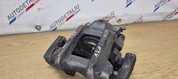 BMW 1 F20 F21 Front brake caliper 2228454