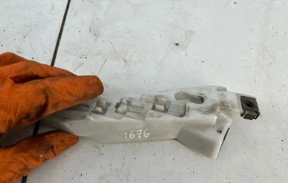 Citroen C4 II Picasso Front bumper mounting bracket C064520011SMO24