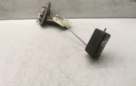 Mitsubishi Grandis Fuel level sensor 