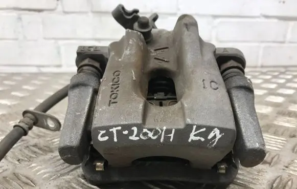 Lexus CT 200H Rear brake caliper