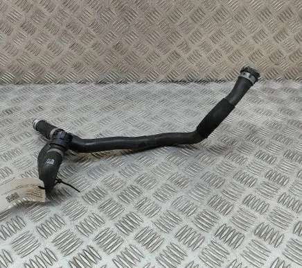 Mercedes-Benz CLA C118 X118 Engine coolant pipe/hose A1775019101