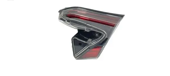Tailgate rear/tail lights
