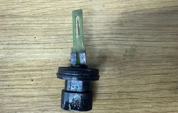 Opel Insignia A Coolant level sensor 