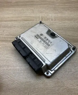 Skoda Fabia Mk1 (6Y) Engine control unit/module ECU 038906012GE 0281010862