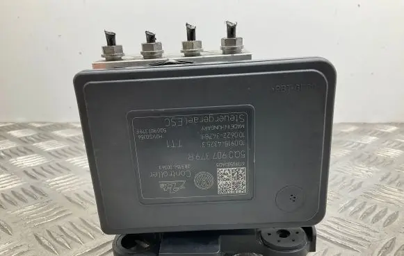 Seat Leon (5F) ABS Pump 5Q0907379R 5Q0614517Q