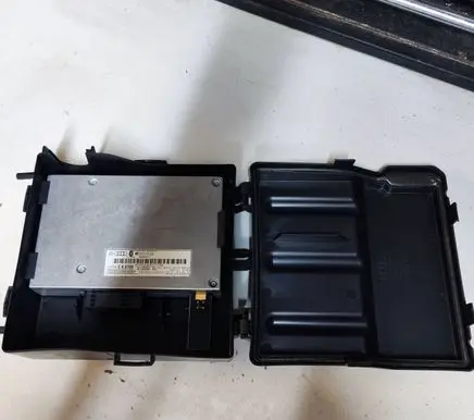 Audi A4 S4 B8 8K Bluetooth control unit module 8T0862335A